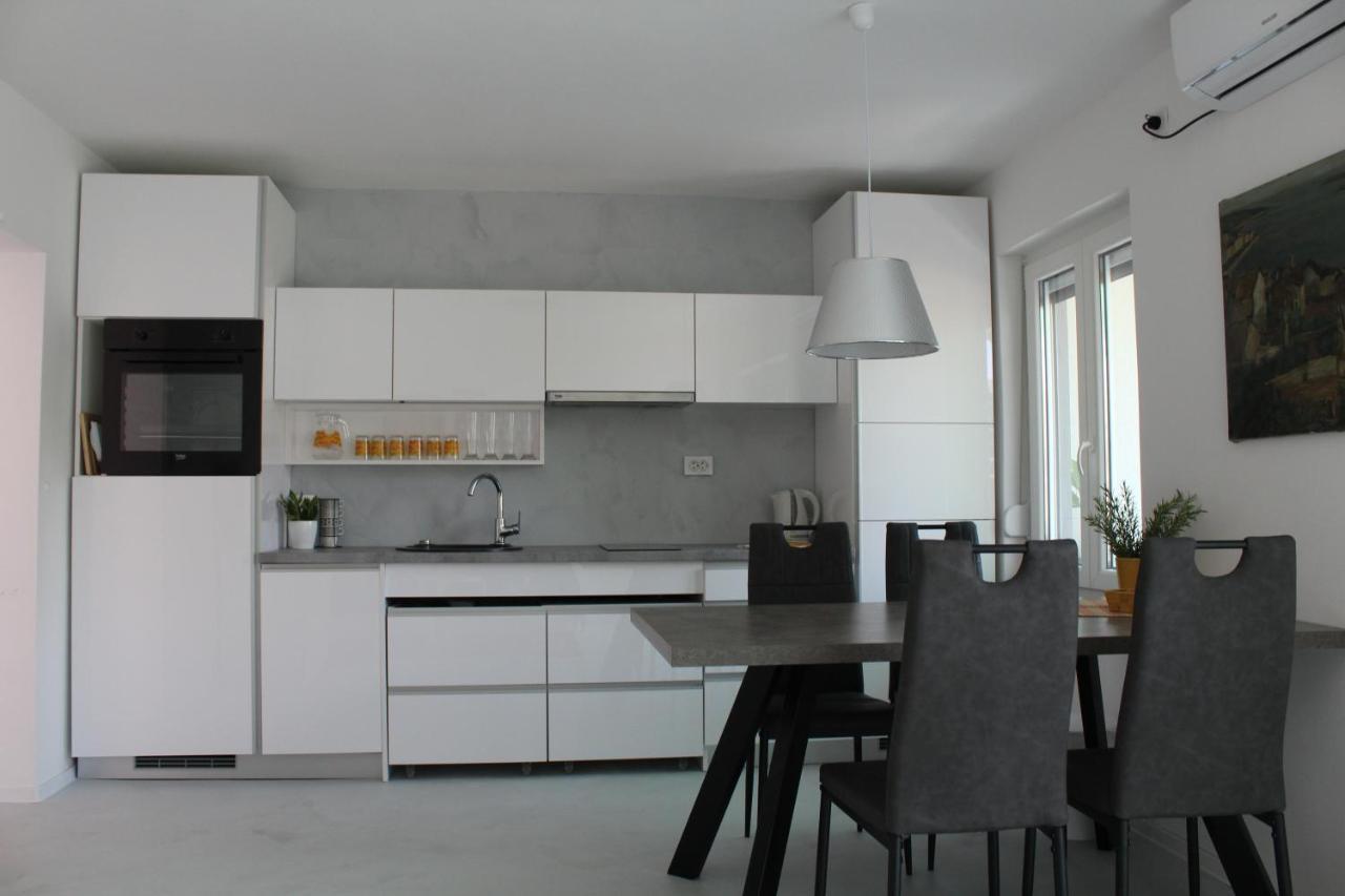 Apartment Boki *